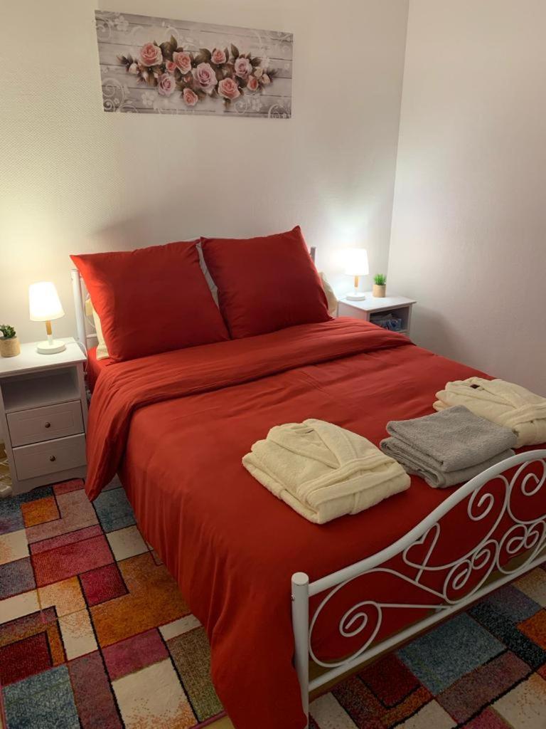 Chambres Senonches Centre-Ville Bagian luar foto